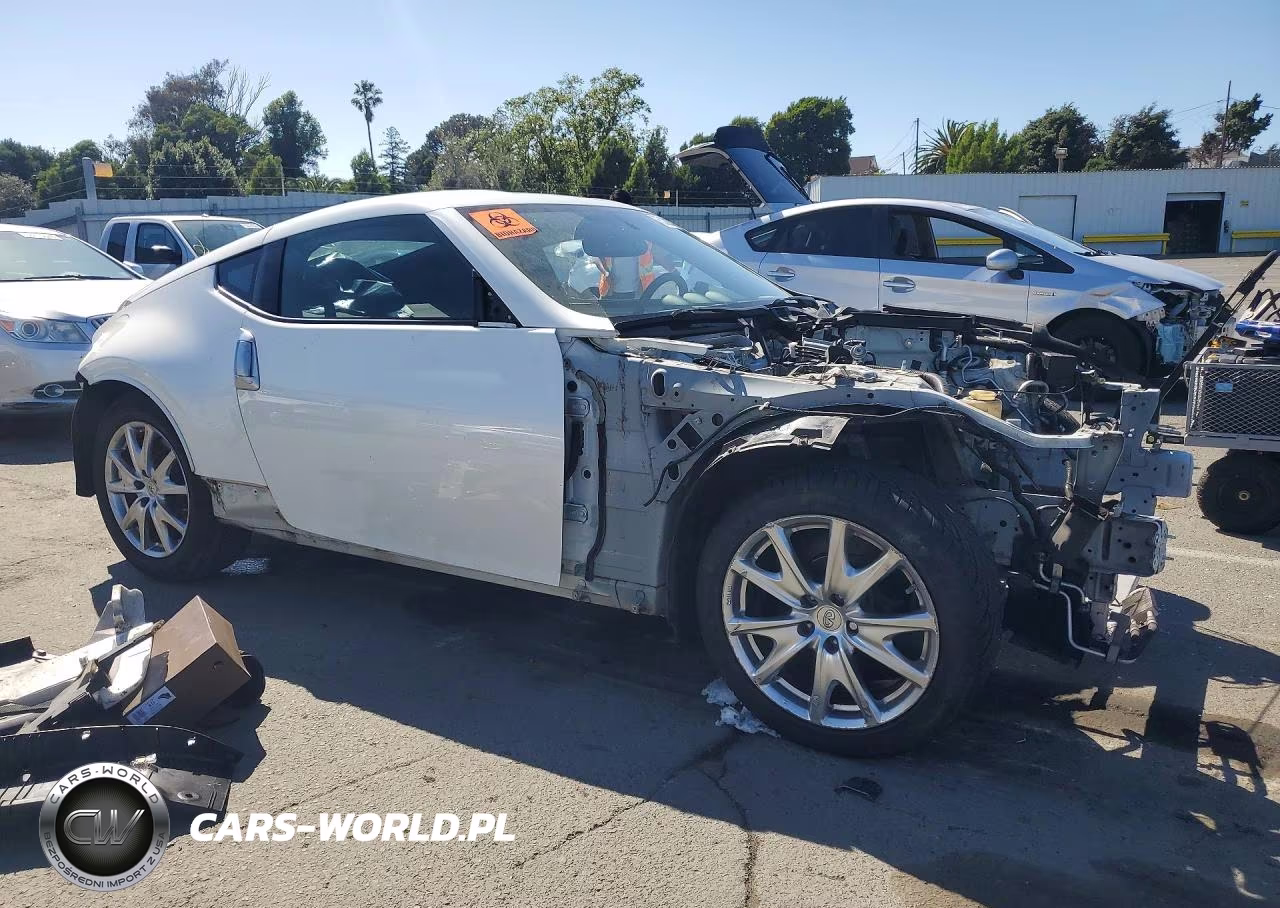2017 Nissan 370Z Nismo Tech VIN:JN1AZ4EHXHM955394 - 4