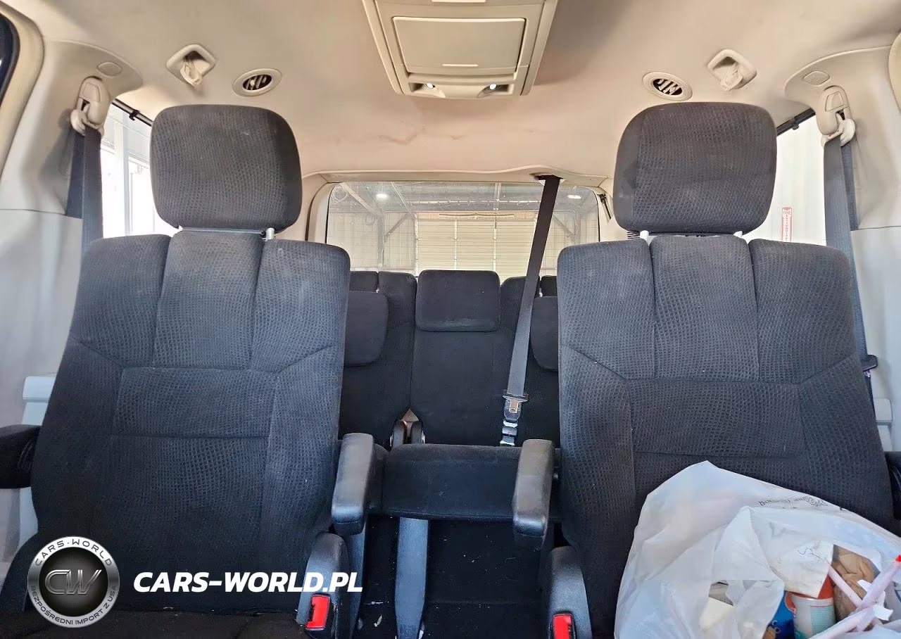 2012 Dodge Grand Caravan Crew VIN:2C4RDGDGXCR299373 - 10