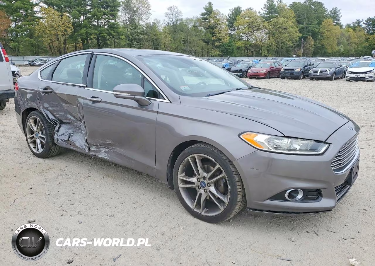 2013 Ford Fusion Titanium VIN:3FA6P0D92DR130260 - 4