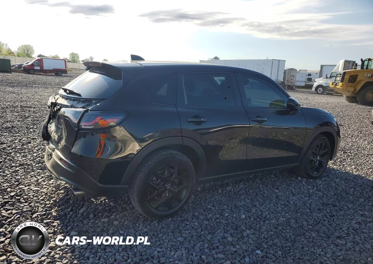 2023 Honda Hr-V Sport VIN:3CZRZ2H5XPM704670 - 3