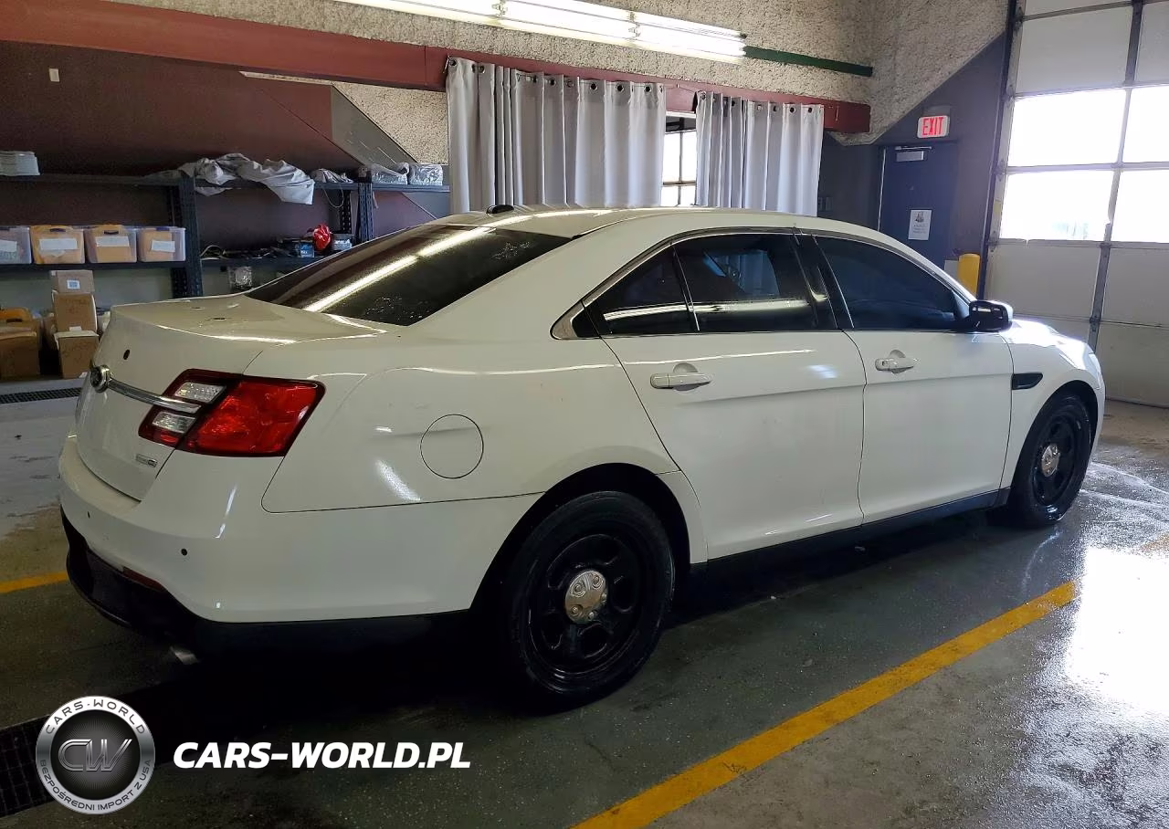 2015 Ford Taurus Police Interceptor VIN:1FAHP2MK1FG159539 - 3