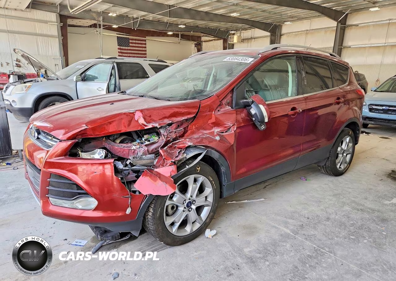 2015 Ford Escape Titanium – zdjęcie 1 z 12