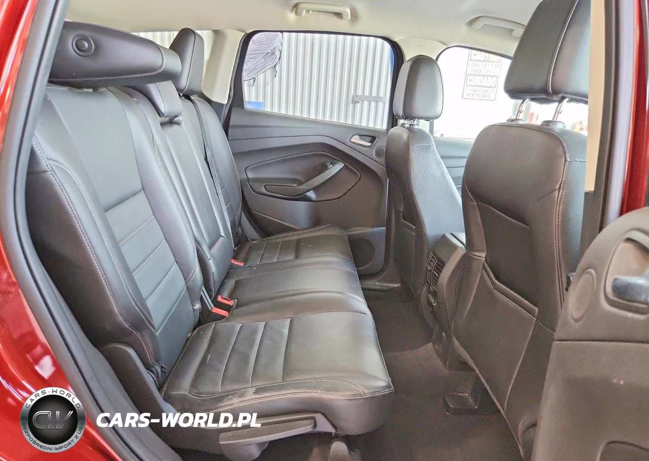 2015 Ford Escape Titanium VIN:1FMCU9J92FUB72255 - 10