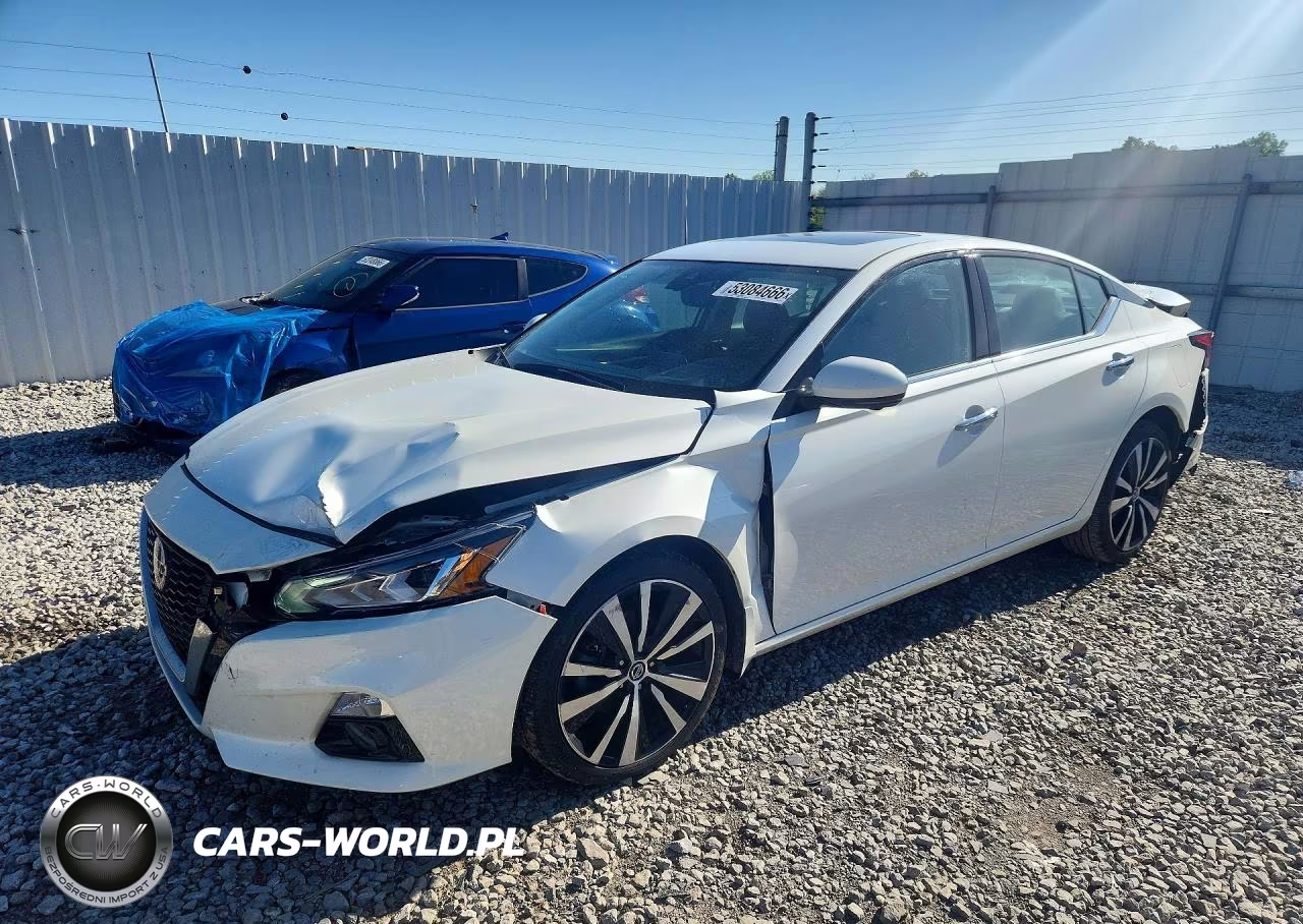 2021 Nissan Altima Platinum – zdjęcie 1 z 12