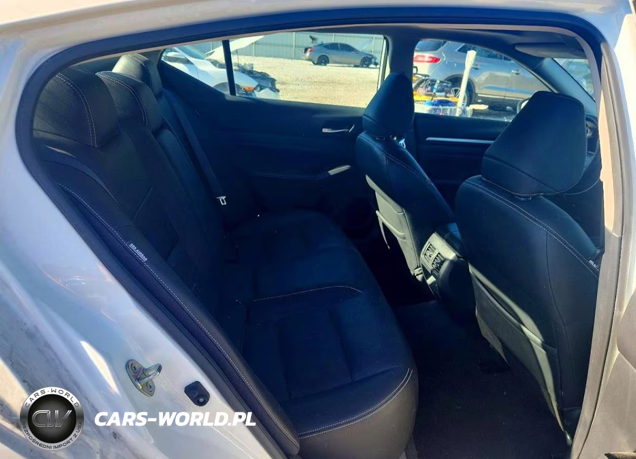 2021 Nissan Altima Platinum VIN:1N4BL4FW1MN327346 - 10