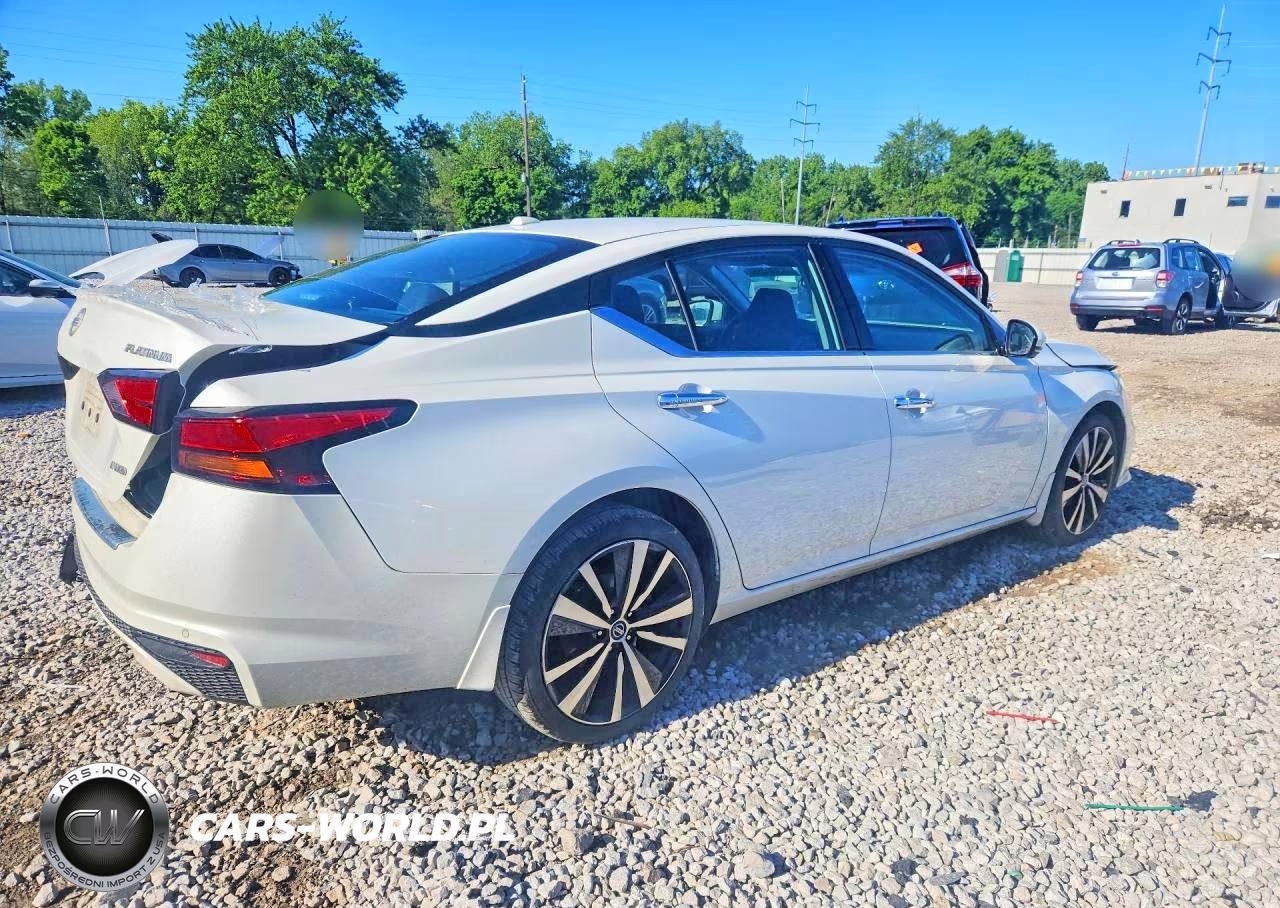 2021 Nissan Altima Platinum VIN:1N4BL4FW1MN327346 - 3