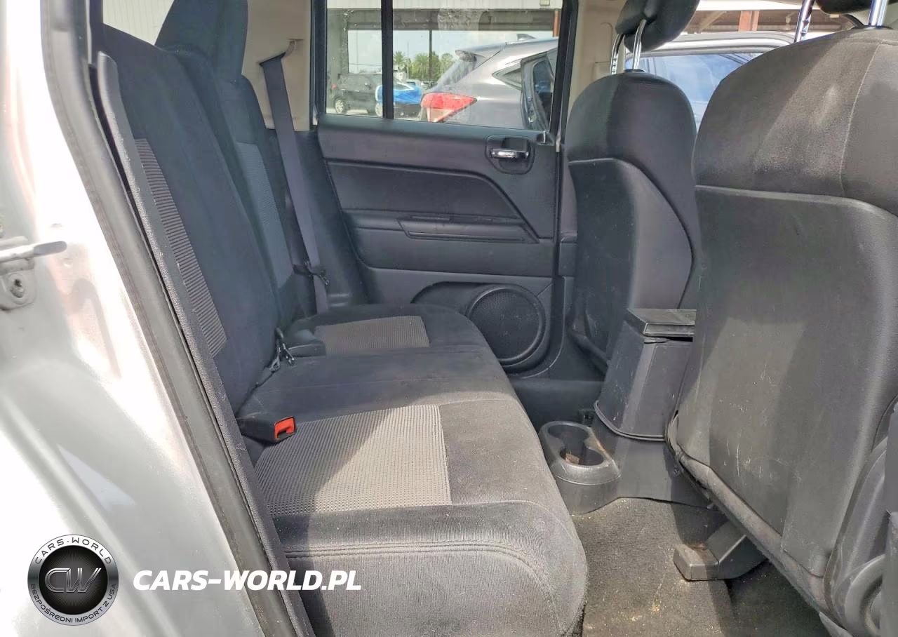 2012 Jeep Patriot Latitude VIN:1C4NJPFB0CD566371 - 11
