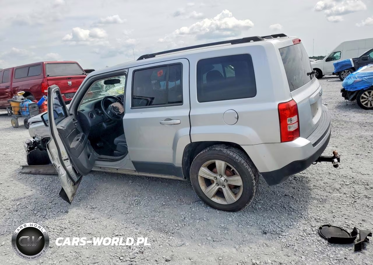 2012 Jeep Patriot Latitude VIN:1C4NJPFB0CD566371 - 2