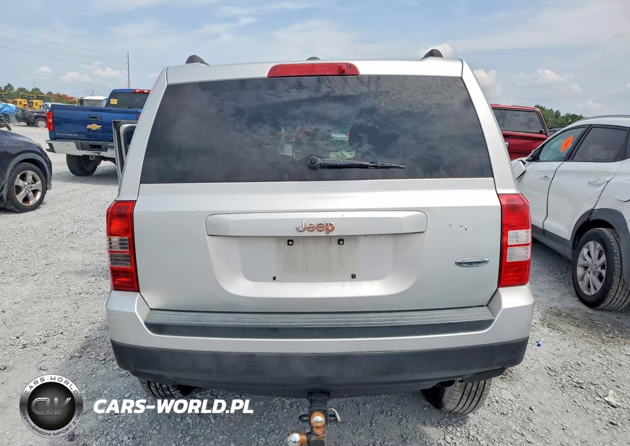 2012 Jeep Patriot Latitude VIN:1C4NJPFB0CD566371 - 6