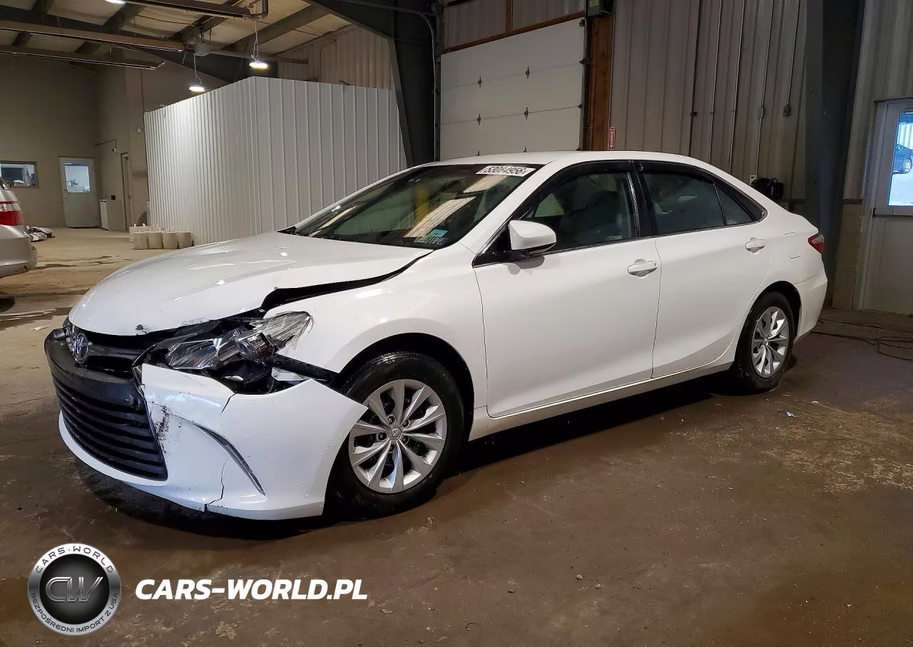 2015 Toyota Camry Le