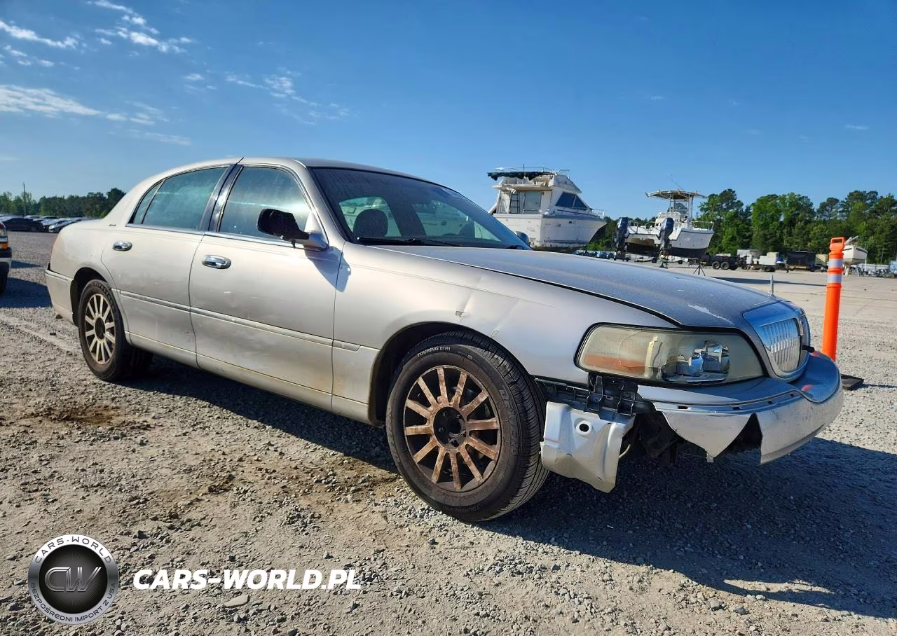2006 Lincoln Town Car Signature VIN:1LNHM81V36Y624395 - 4