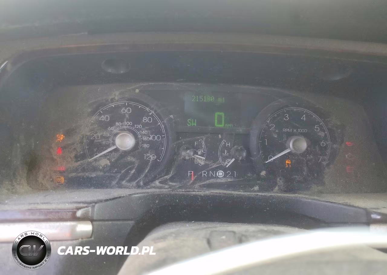 2006 Lincoln Town Car Signature VIN:1LNHM81V36Y624395 - 9
