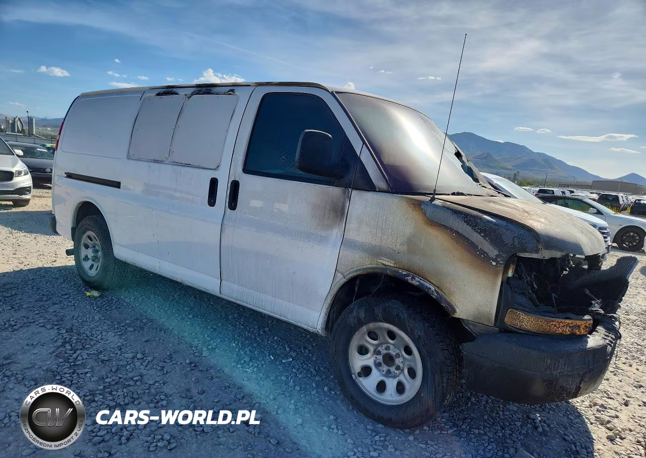 2014 Chevrolet Express G1500 VIN:1GCSGAFX6E1190659 - 4