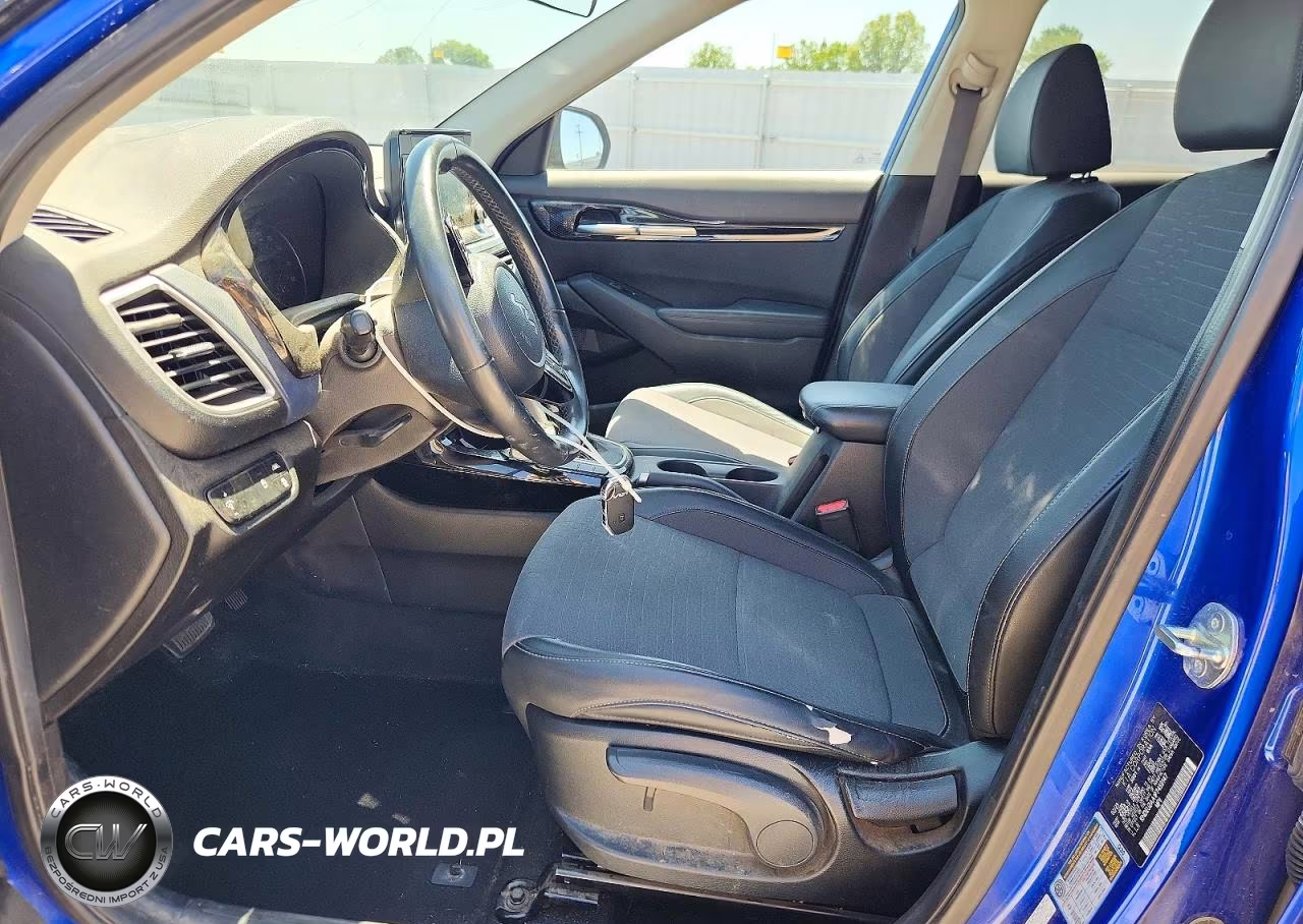 2023 Kia Seltos S VIN:KNDEU2AA1P7459147 - 7