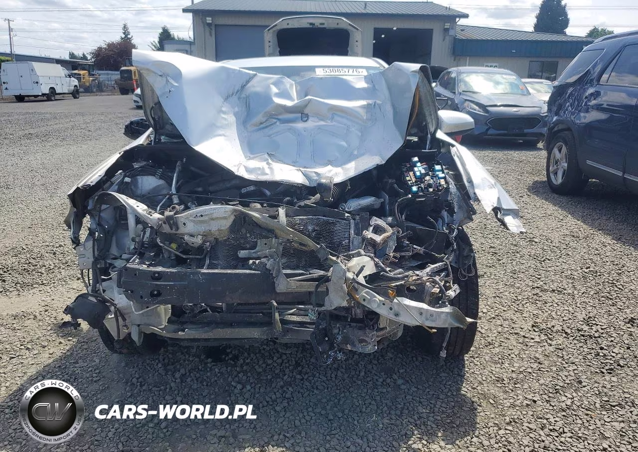 2017 Toyota Corolla Le VIN:2T1BURHEXHC885066 - 5