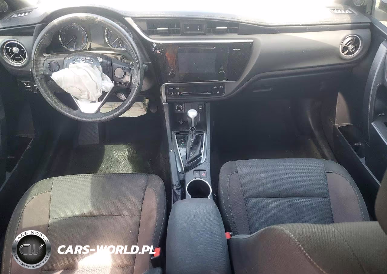 2017 Toyota Corolla Le VIN:2T1BURHEXHC885066 - 8