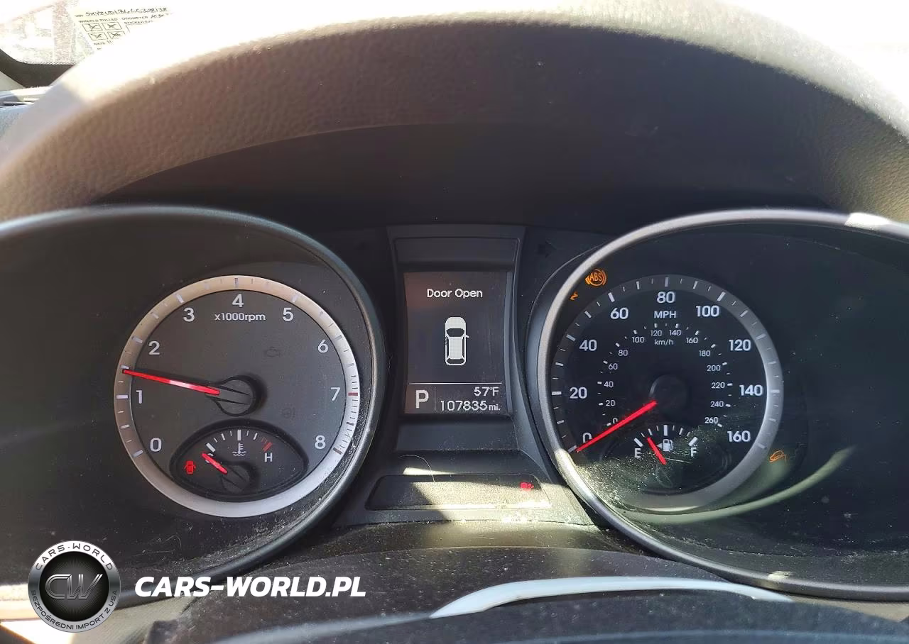 2016 Hyundai Santa Fe Sport 2.4L VIN:5XYZUDLB6GG328138 - 9