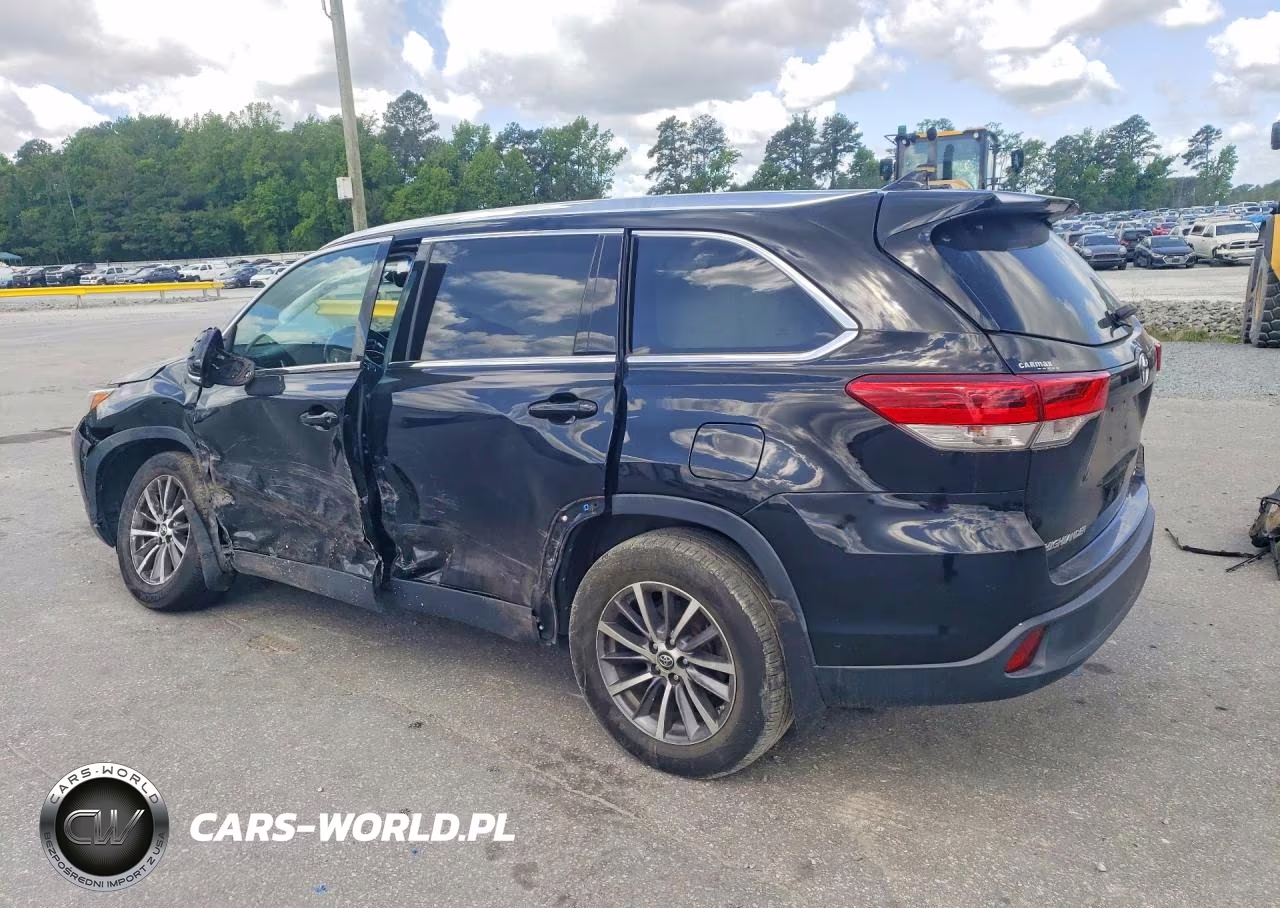 2019 Toyota Highlander Xle VIN:5TDJZRFH5KS593205 - 2