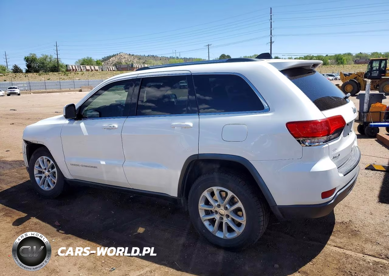 2015 Jeep Grand Cherokee Laredo VIN:1C4RJFAGXFC132533 - 2
