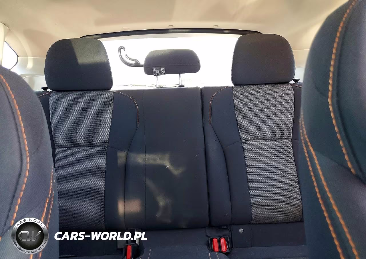 2019 Subaru Crosstrek Premium VIN:JF2GTACC2K8284531 - 10