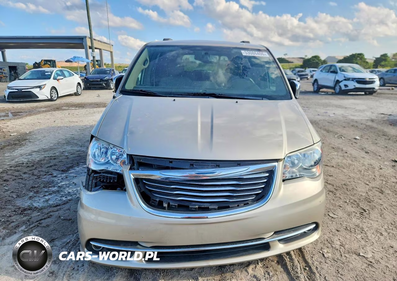2016 Chrysler Town & Country Touring L VIN:2C4RC1CG1GR283506 - 5
