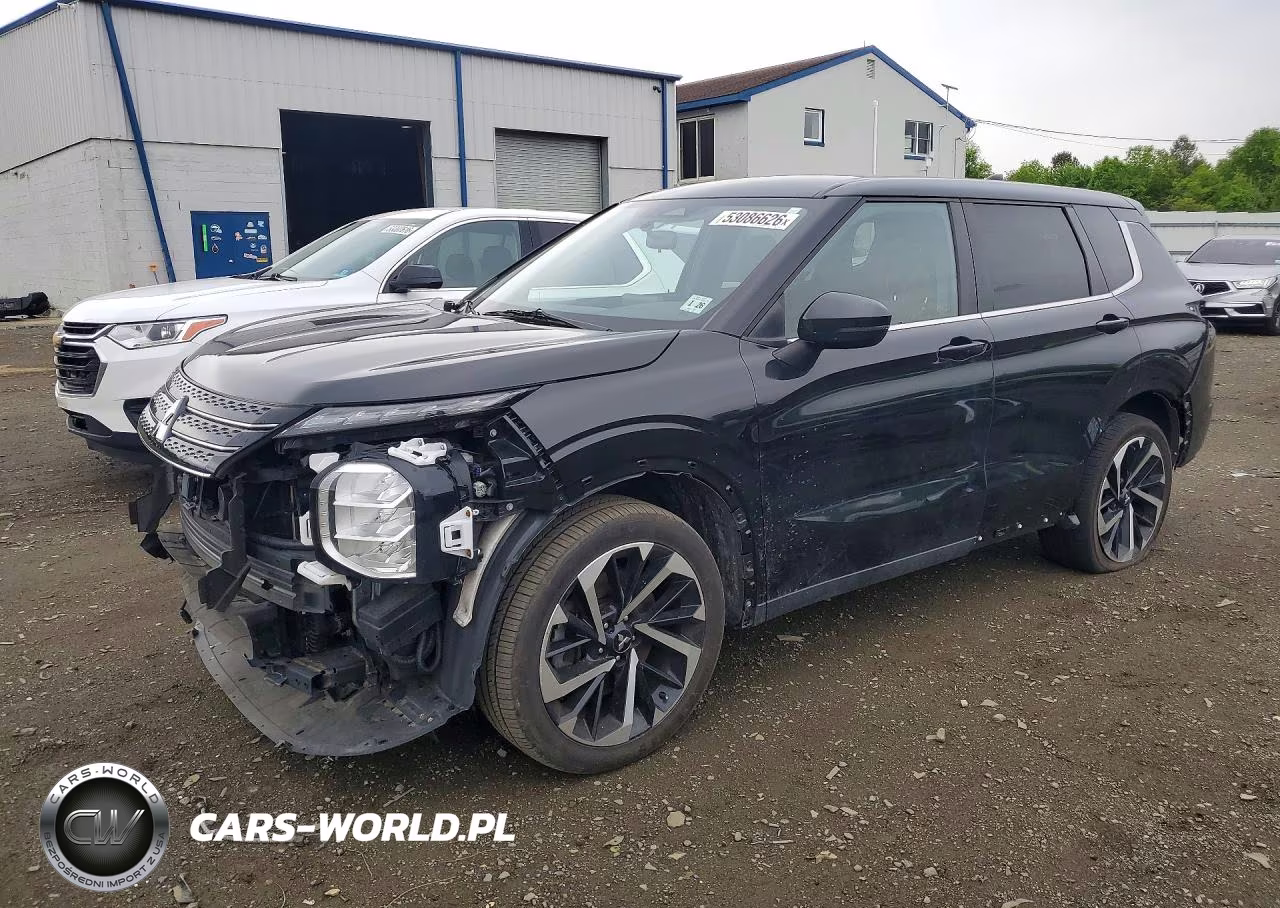 2022 Mitsubishi Outlander Es
