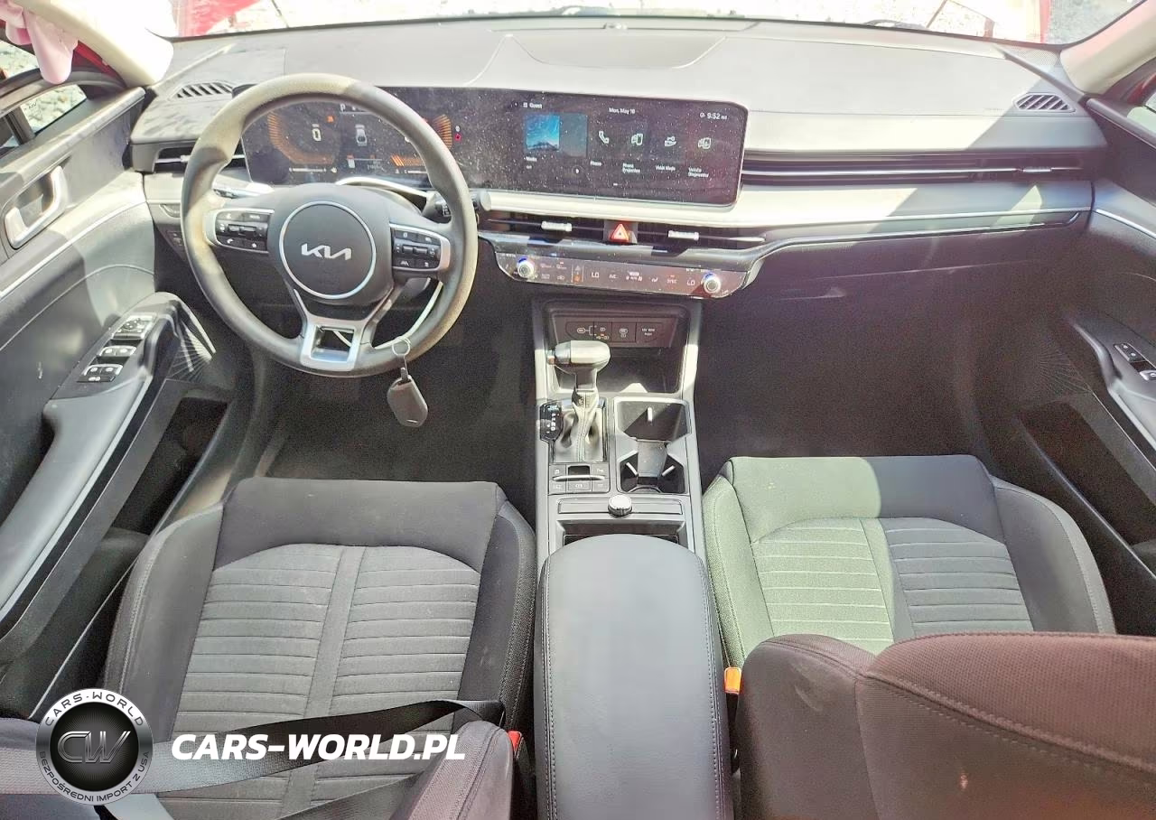 2025 Kia K5 Lxs VIN:KNAG24J71S5273740 - 8