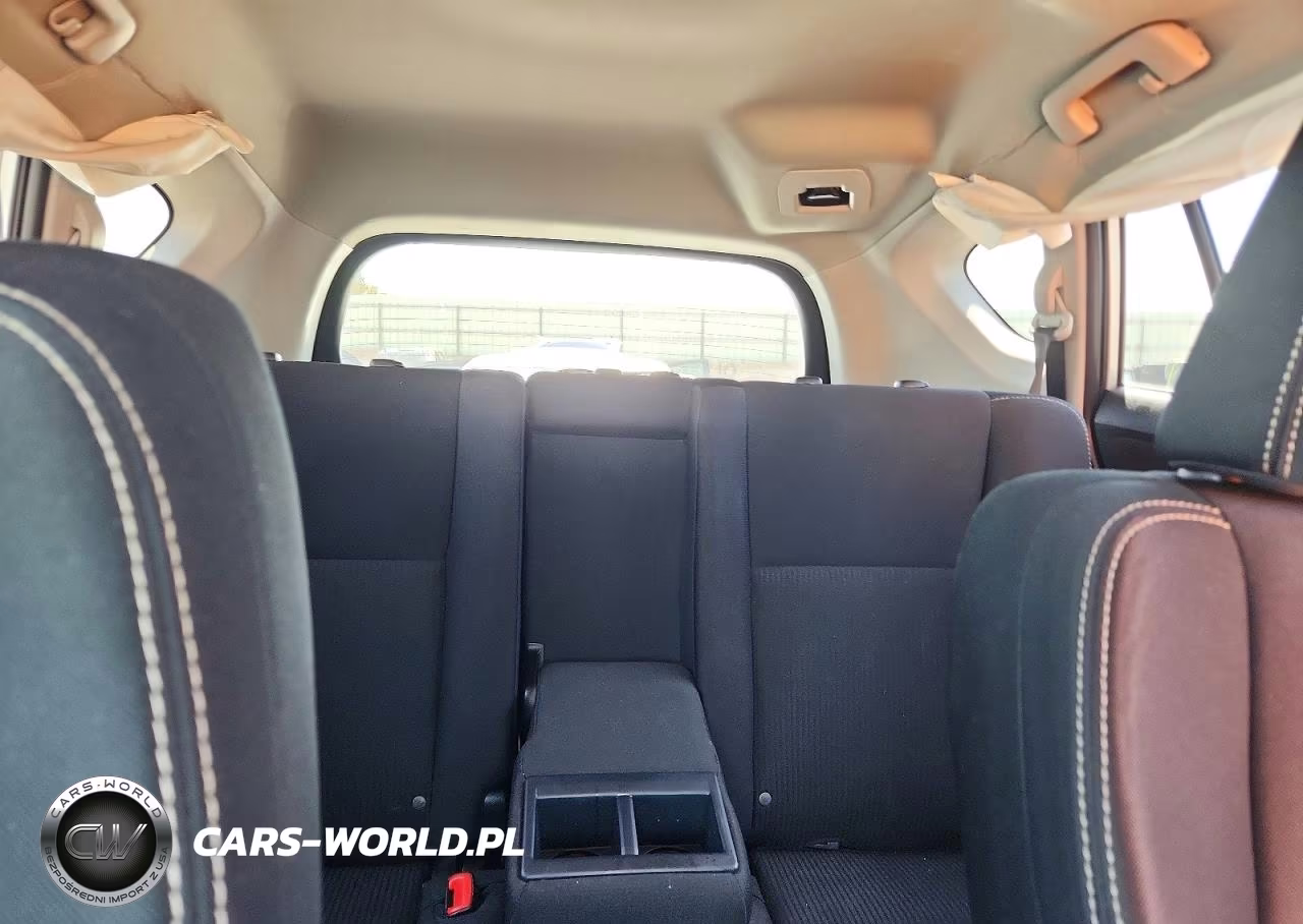2015 Toyota Rav4 Xle VIN:2T3WFREV2FW197193 - 10