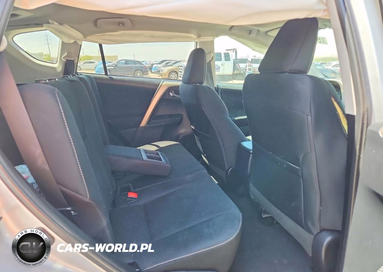 2015 Toyota Rav4 Xle VIN:2T3WFREV2FW197193 - 11