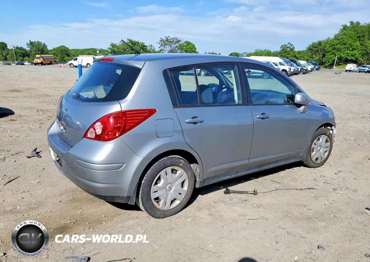 2011 Nissan Versa 1.8 S VIN:3N1BC1CP2BL406644 - 3
