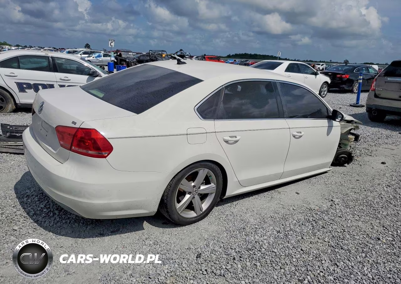 2012 Volkswagen Passat Se VIN:1VWBH7A39CC087383 - 3