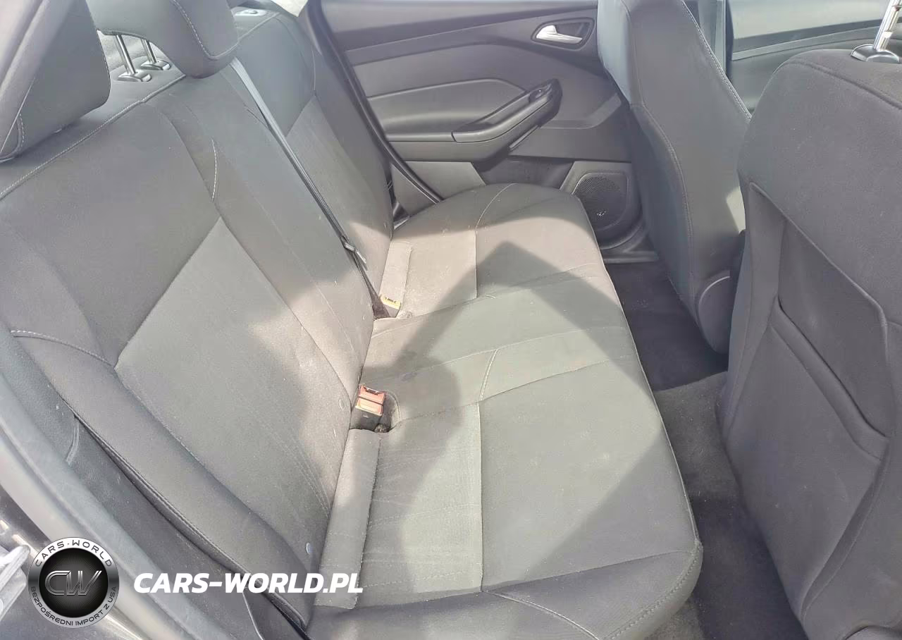 2018 Ford Focus Sel VIN:1FADP3H2XJL307864 - 10