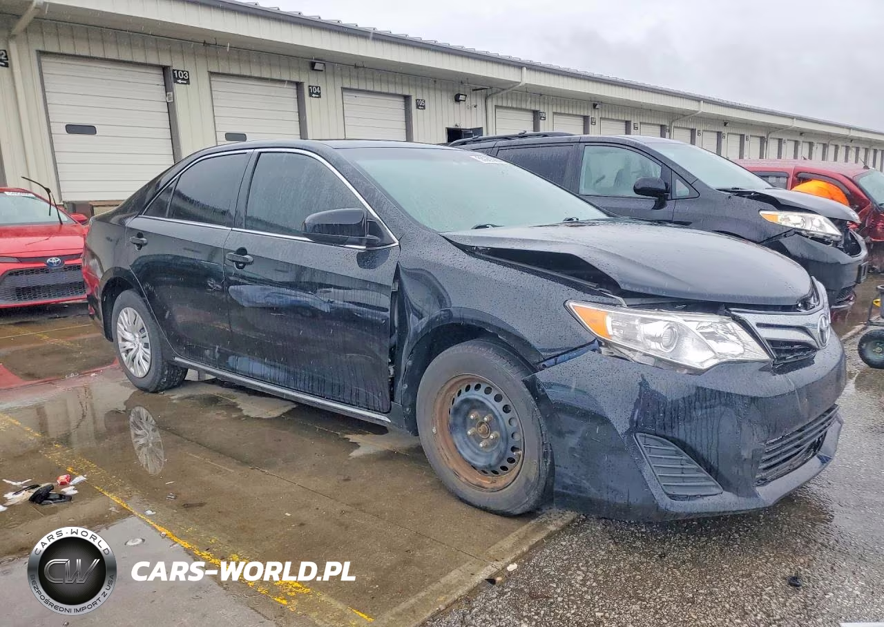 2014 Toyota Camry Le VIN:4T4BF1FK2ER367957 - 4
