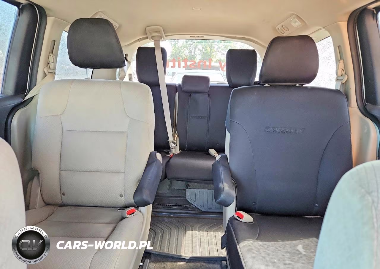 2014 Honda Odyssey Lx VIN:5FNRL5H29EB040362 - 10