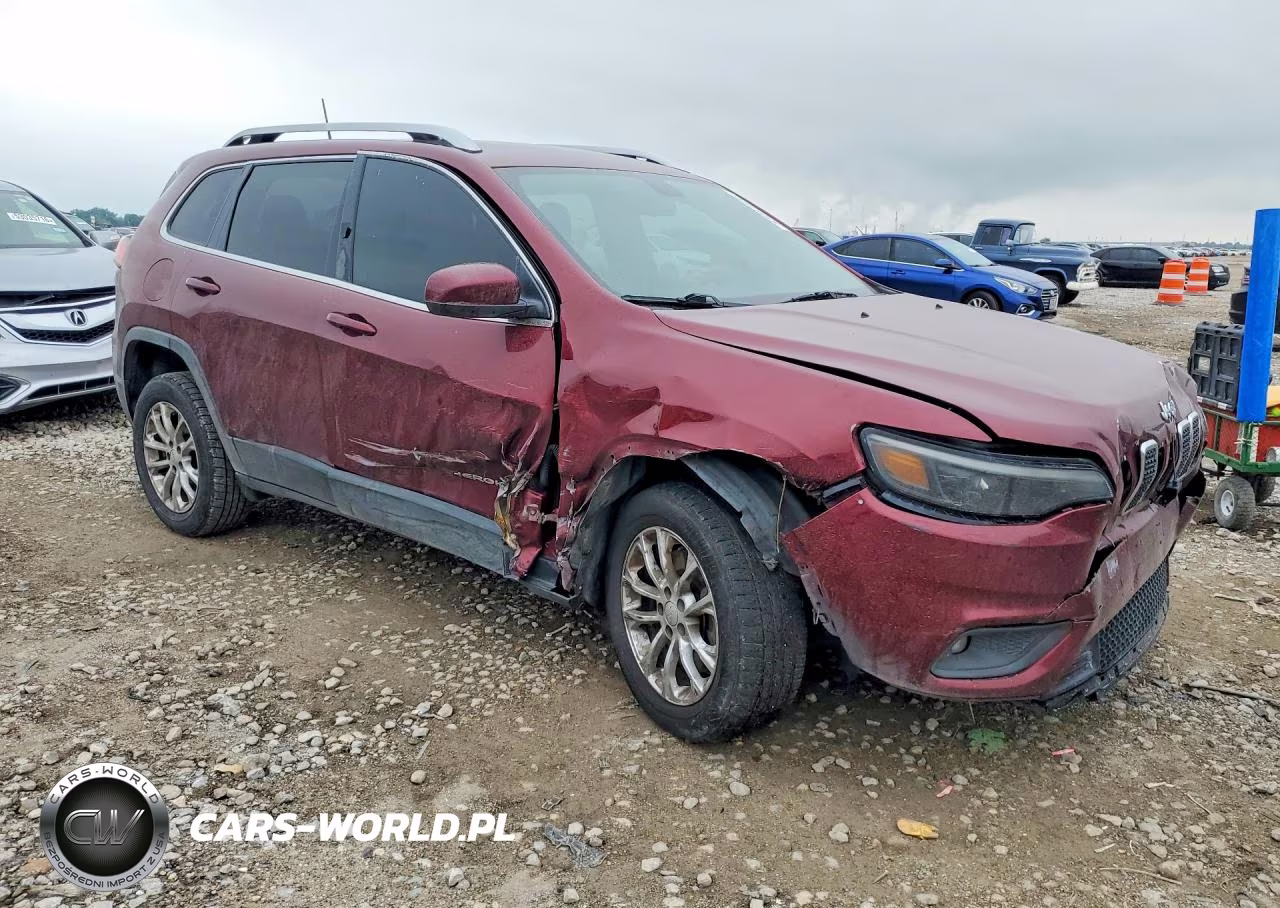2019 Jeep Cherokee Latitude VIN:1C4PJLCB8KD296777 - 4