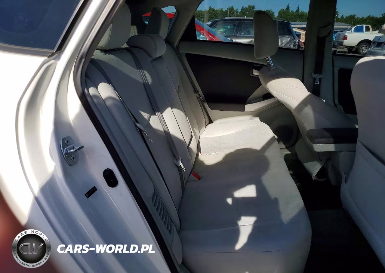 2011 Toyota Prius Two VIN:JTDKN3DU2B5334951 - 10