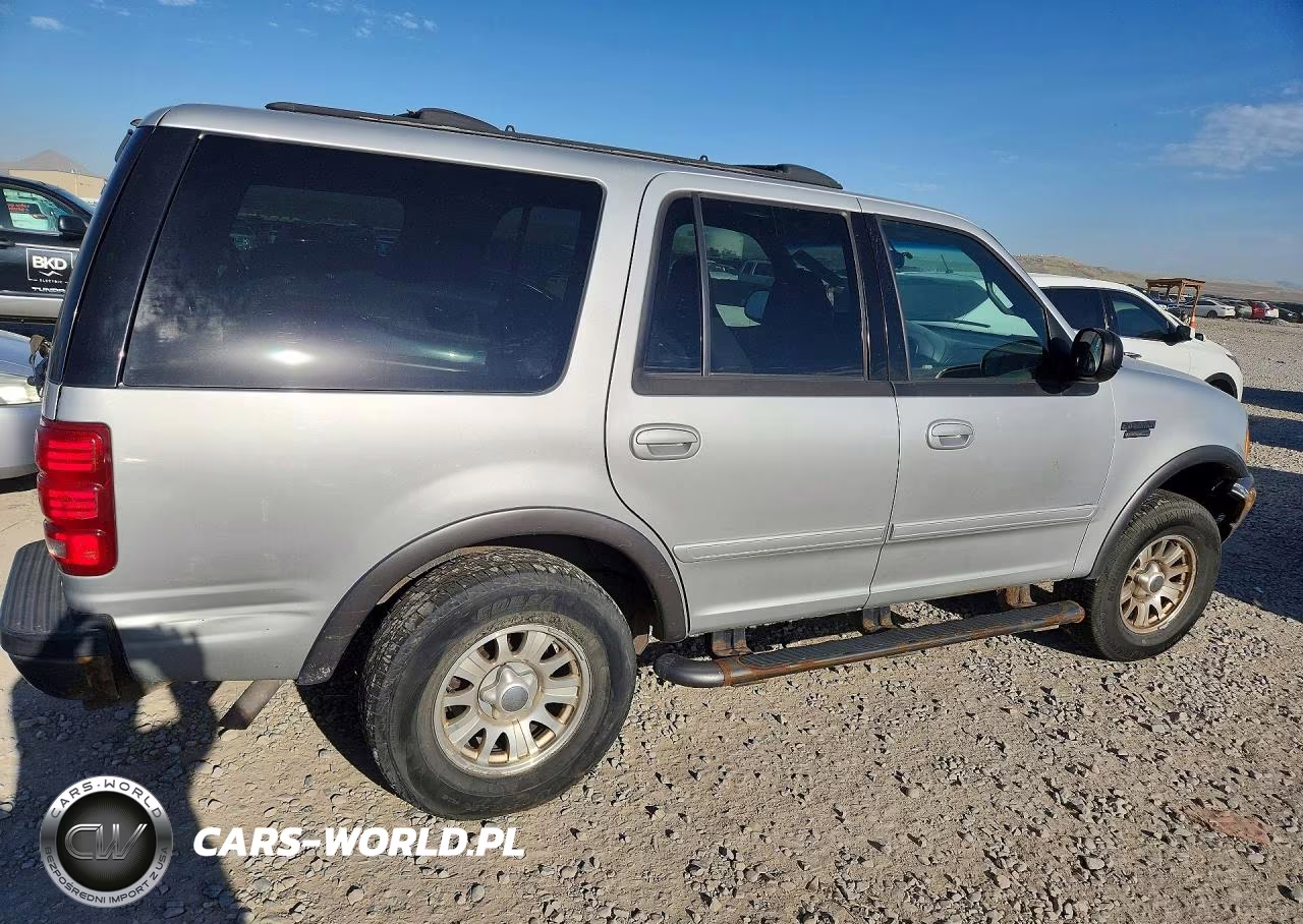 2000 Ford Expedition Xlt VIN:1FMPU16L5YLB13491 - 3