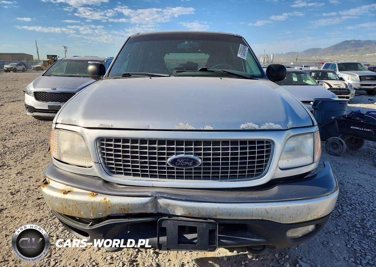 2000 Ford Expedition Xlt VIN:1FMPU16L5YLB13491 - 5
