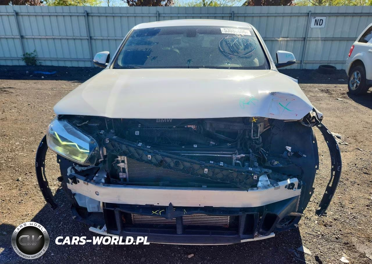 2018 BMW X2 xDrive28I VIN:WBXYJ5C38JEF79915 - 5