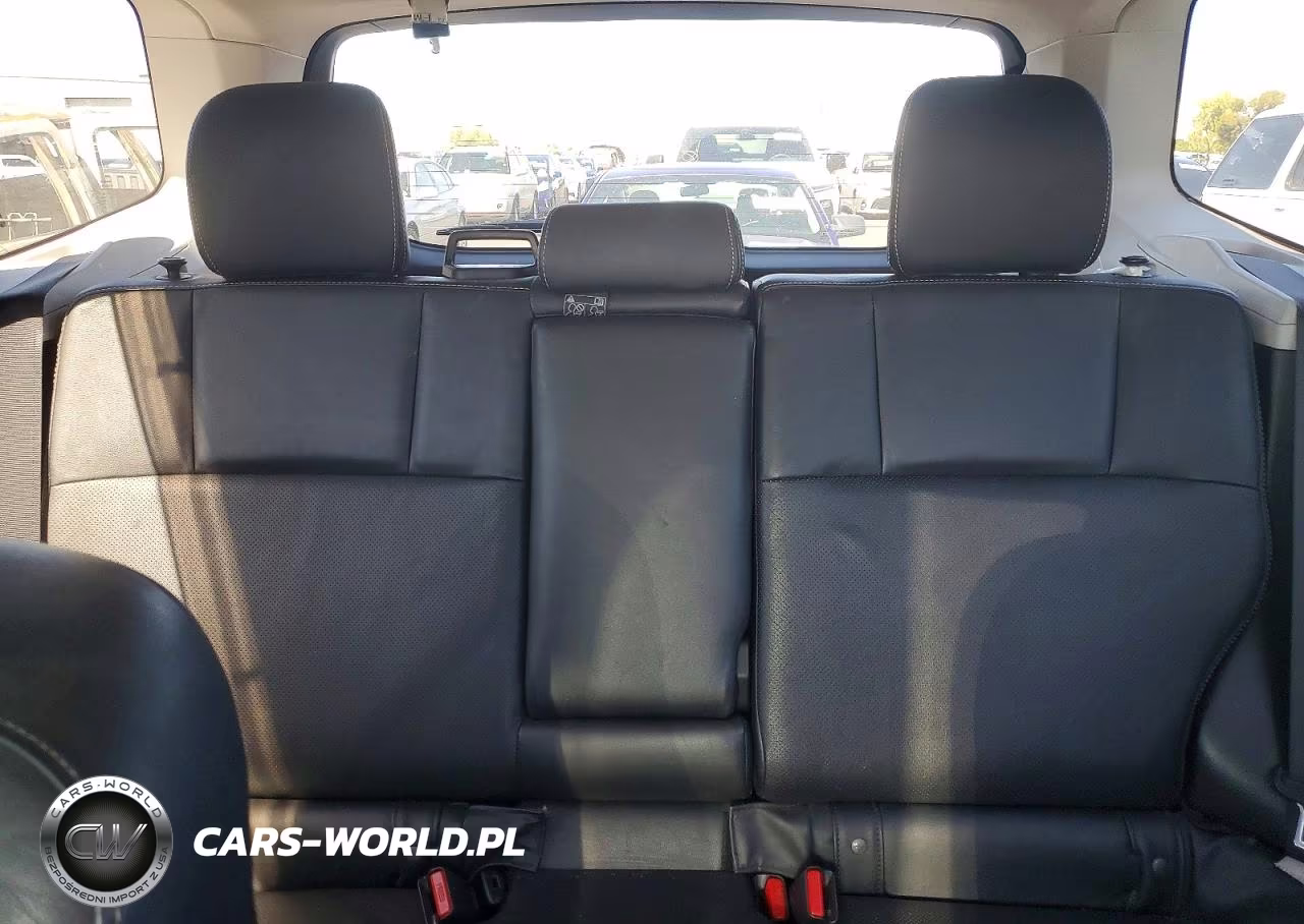 2025 Subaru Forester 2.0Xt Touring VIN:JF2SJGUC1FH521310 - 10