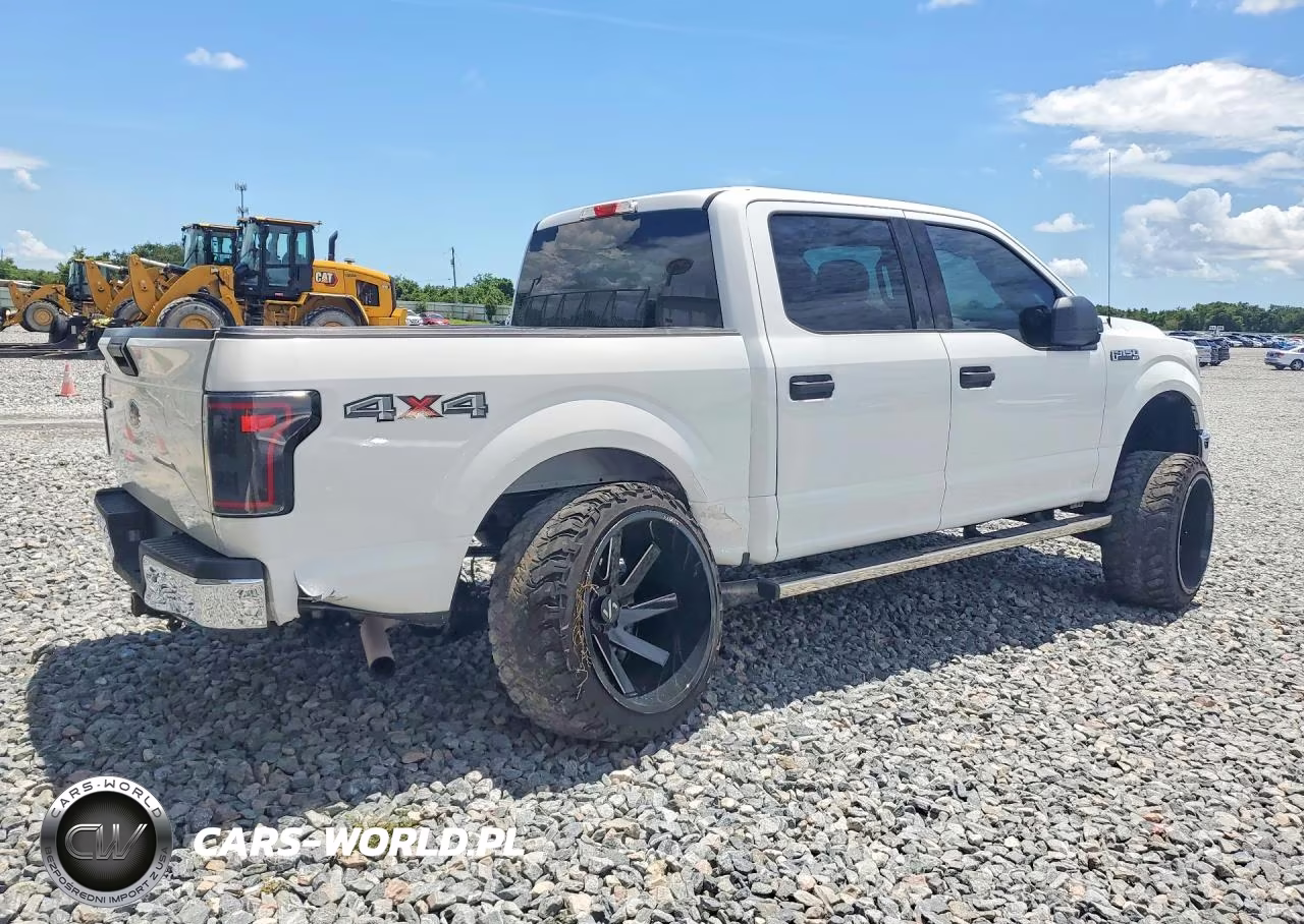 2017 Ford F150 Supercrew VIN:1FTEW1EFXHFC36400 - 3