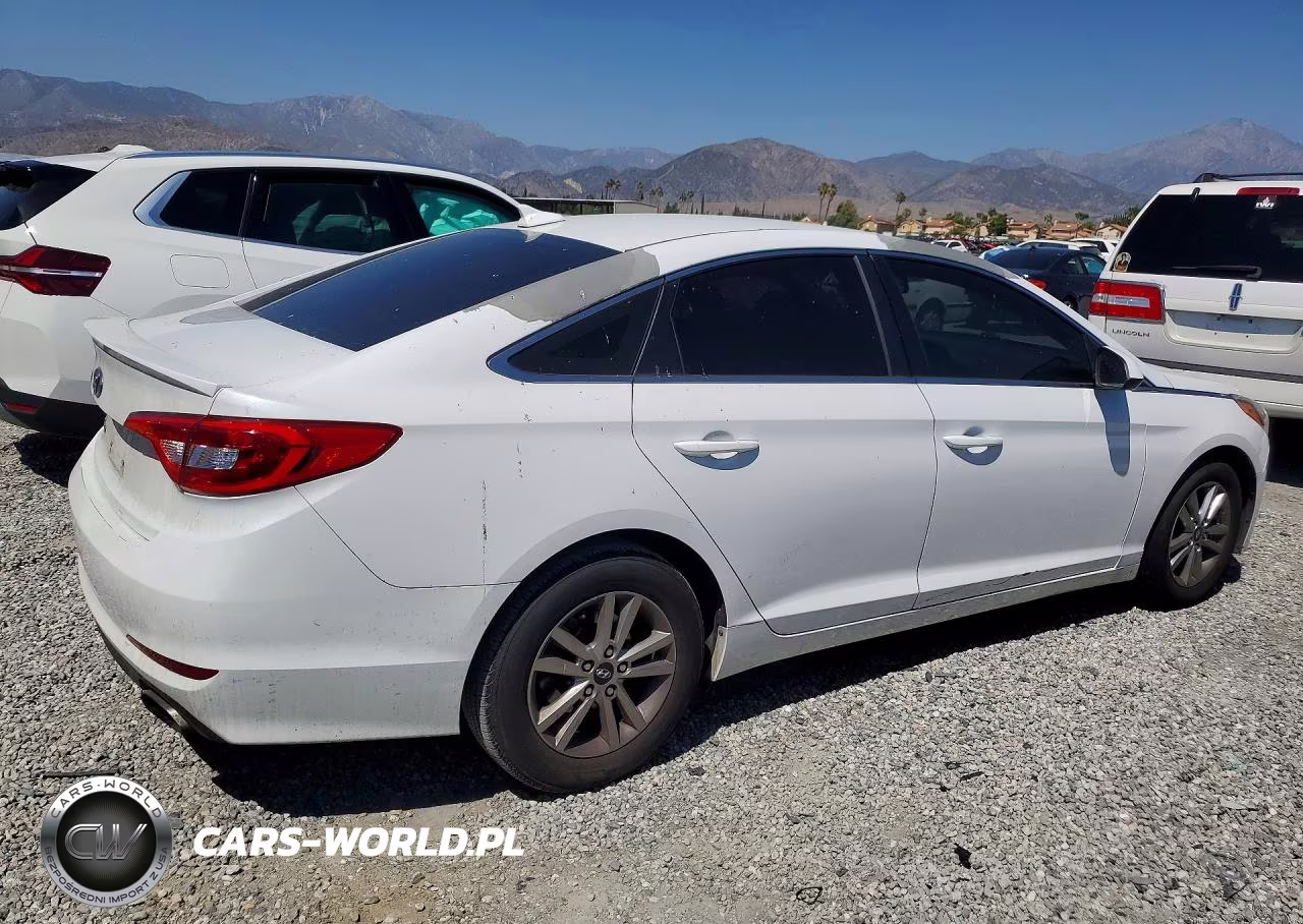 2016 Hyundai Sonata Se VIN:5NPE24AF3GH359186 - 3