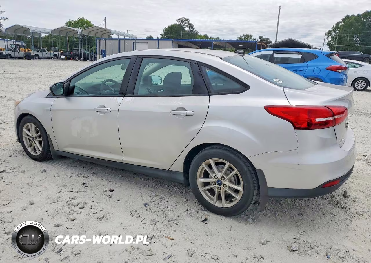 2015 Ford Focus Se VIN:1FADP3F27FL289785 - 2