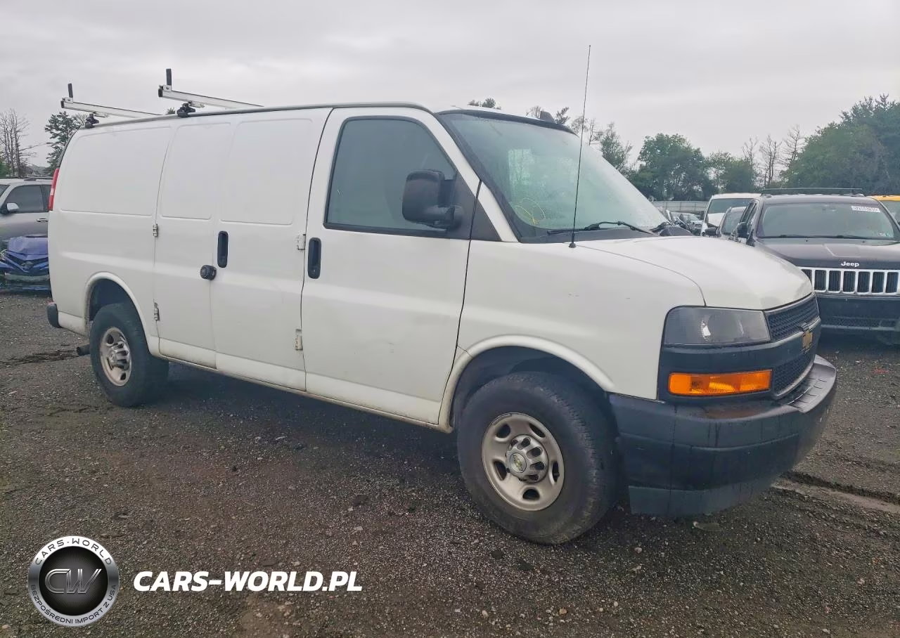 2021 Chevrolet Express G2500 VIN:1GCWGAFP1M1252081 - 4