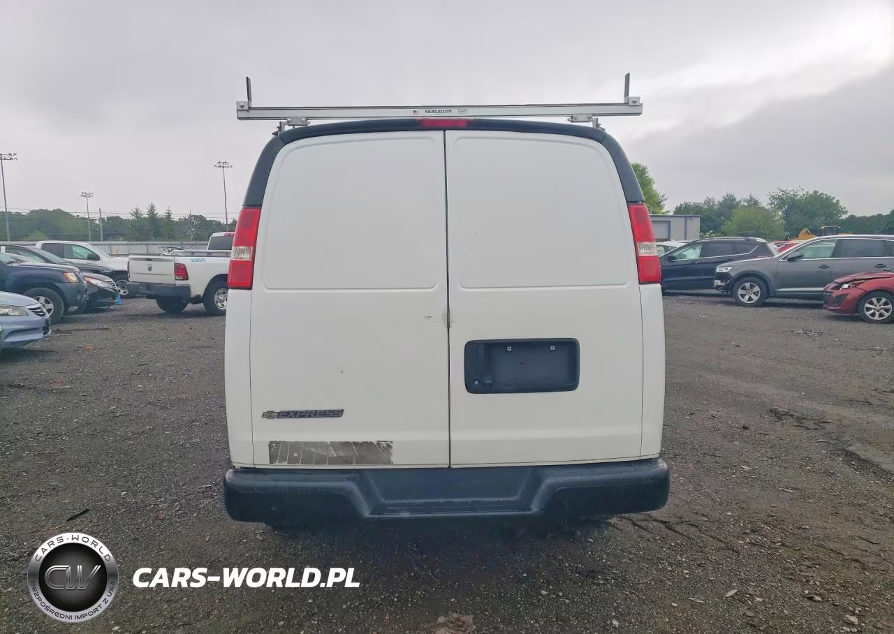 2021 Chevrolet Express G2500 VIN:1GCWGAFP1M1252081 - 6
