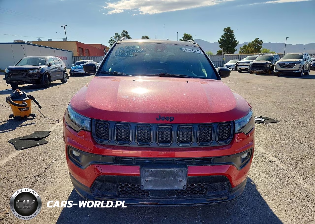 2023 Jeep Compass Latitude VIN:3C4NJDBN1PT528730 - 5