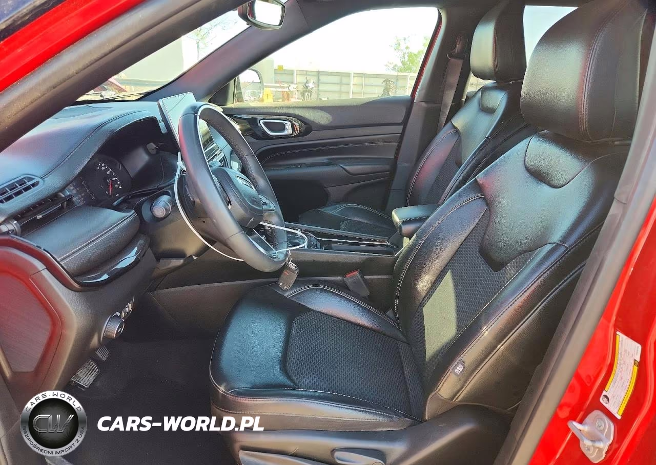 2023 Jeep Compass Latitude VIN:3C4NJDBN1PT528730 - 7