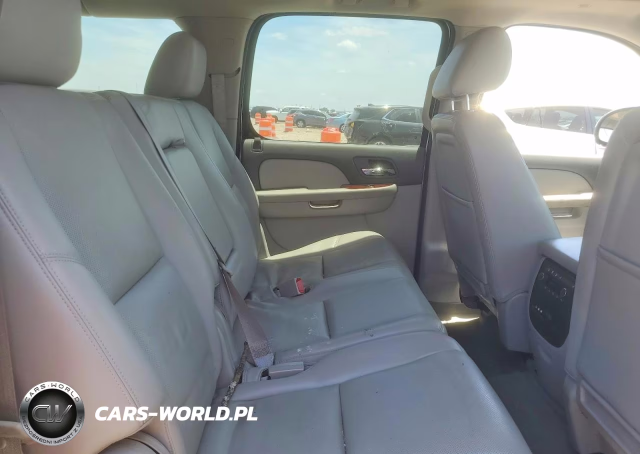 2014 Chevrolet Suburban C1500 Ltz VIN:1GNSCKE03ER183327 - 10