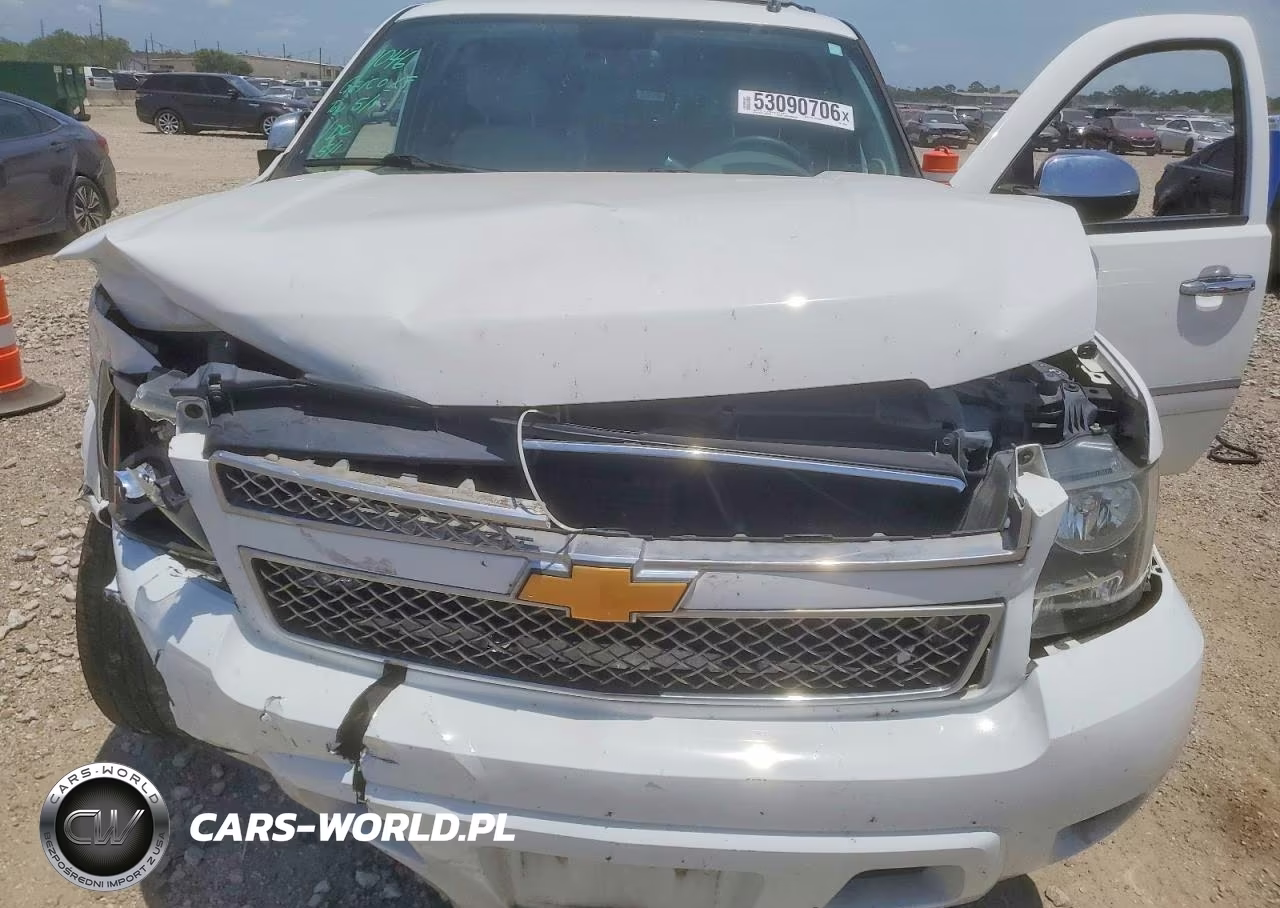 2014 Chevrolet Suburban C1500 Ltz VIN:1GNSCKE03ER183327 - 11