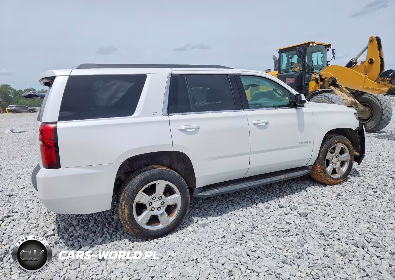 2017 Chevrolet Tahoe C1500 Lt VIN:1GNSCBKC0HR153284 - 3